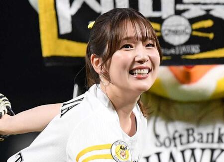 内田真礼