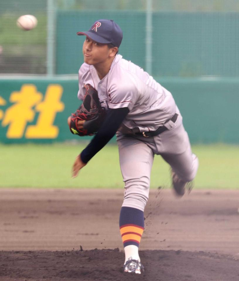 　力投する立命大・有馬