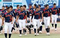 スリランカに大勝した高校日本代表の選手たち＝台北（共同）