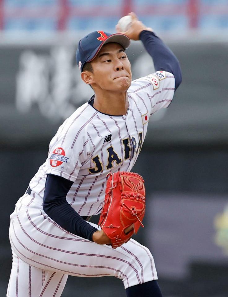 フィリピン戦に３番手で登板した前田＝台北（共同）
