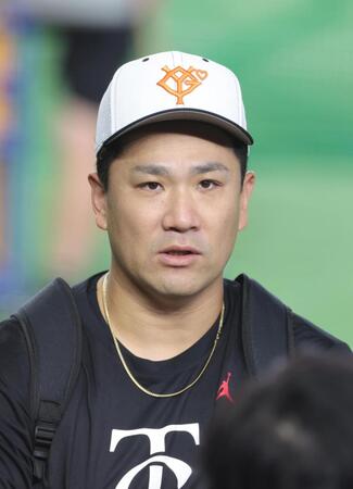 取材に応じる田中将（撮影・佐々木彰尚）