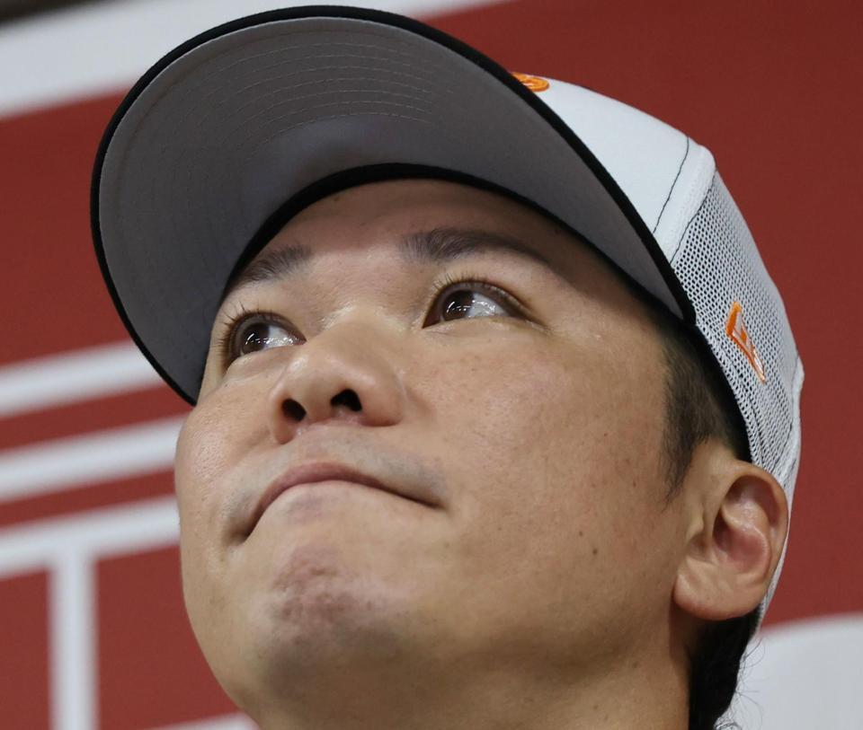張本勲さんとの思い出を話す坂本