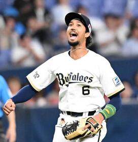 　勝利の雄たけびを上げる宗（撮影・高部洋祐）