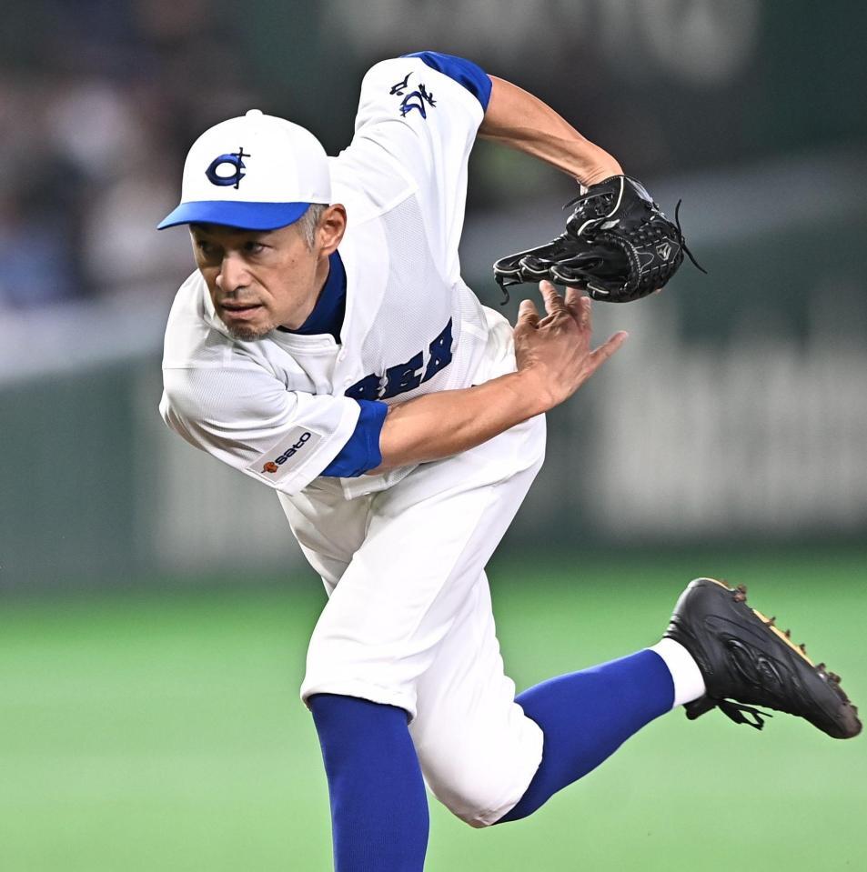 先発マウンドで力投するイチロー氏（撮影・開出牧）