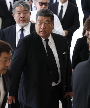 お別れの会に参加した大阪桐蔭・西谷浩一監督（撮影・伊藤笙子）