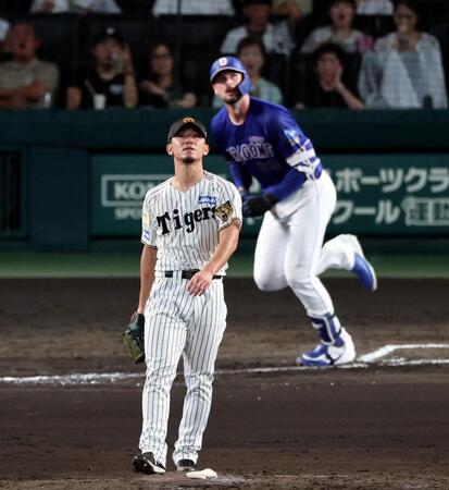５回、伊藤将はマラーに２ランを許す（撮影・山口登）