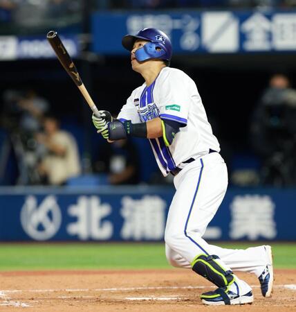 ２回、左越えソロを放つ蝦名（撮影・伊藤笙子）