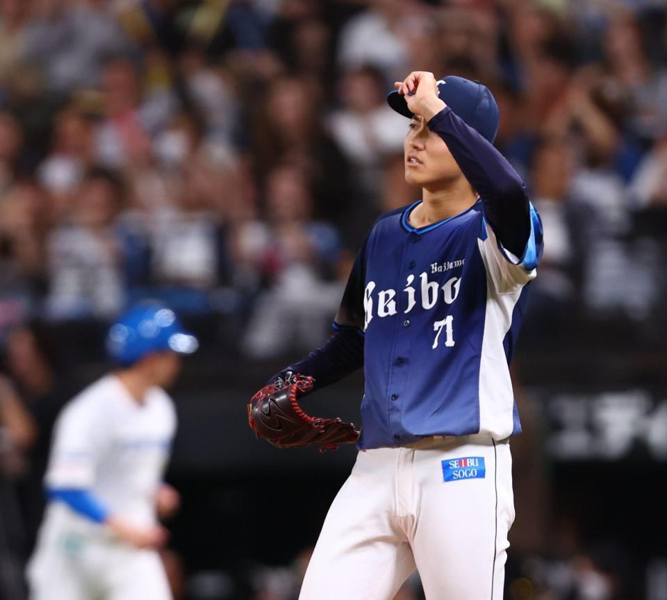 ５回、進藤に勝ち越しソロを浴びた菅井（撮影・中島達哉）