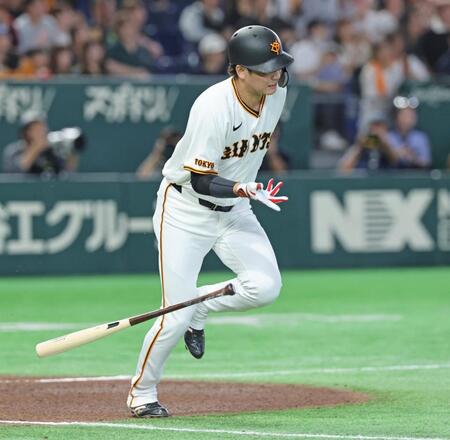 ６回、坂本が二ゴロに倒れる