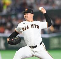 力投する小笠原（撮影・園田高夫）