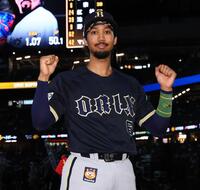 WBC日本代表のレプリカユニホーム 予約販売開始 大谷翔平16、佐藤