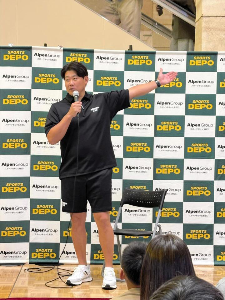 トークショーで語る松坂大輔氏