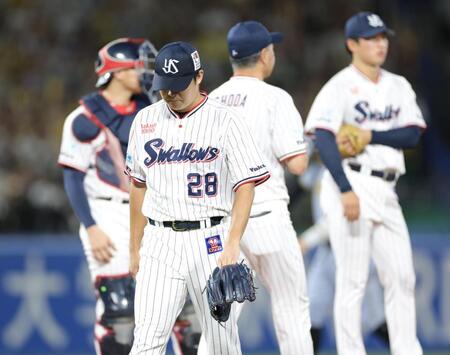 ２回途中に降板する松本（撮影・西岡正）