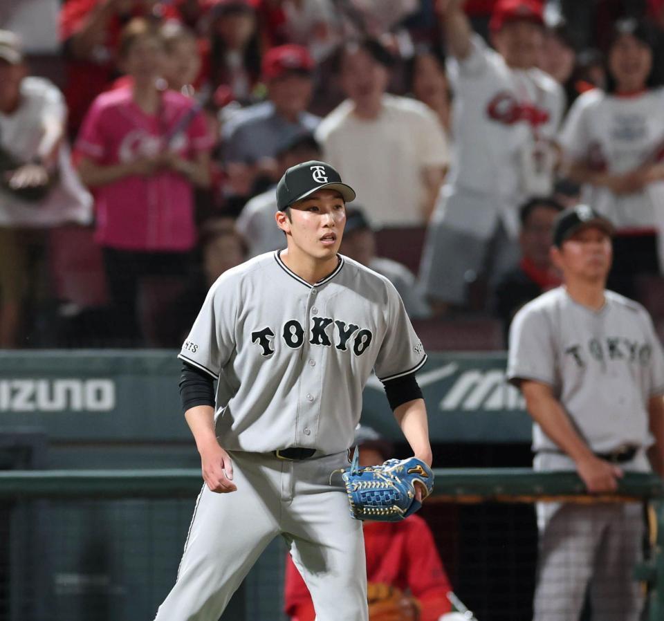 １１回、勝田にサヨナラ犠飛を浴びた赤星（撮影・北村雅宏）