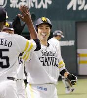 オリックス、5月に近鉄・阪急の復刻ユニホームで試合 山岡泰輔「赤は