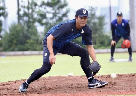 試合前、投手練習をする藤浪（撮影・中島達哉）