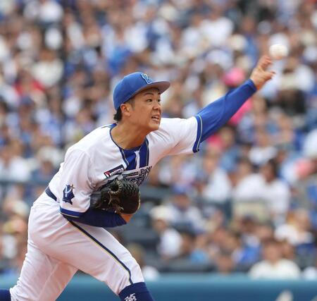広島打線相手に力投する片山（撮影・佐々木彰尚）