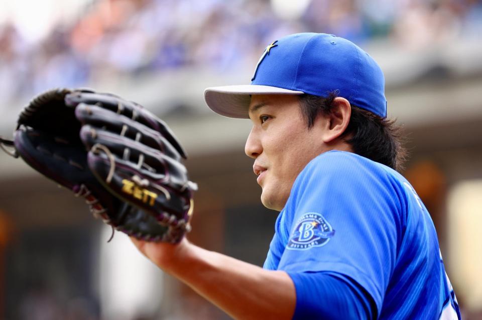 ３回、加藤が放ったレフトポール際の打球がファールになり、驚く藤浪（撮影・中島達哉）