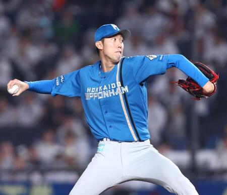 　力投する福島（撮影・中島達哉）