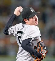 阪神打線を相手に力投する竹丸（撮影・立川洋一郎）