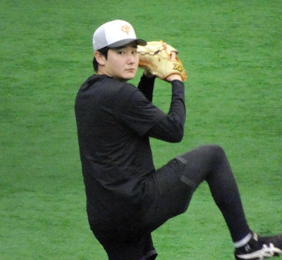　１０・１決戦へ、最終調整する竹丸（撮影・松井美里）