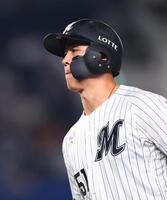 ６回、空振り三振に倒れた山口（撮影・石井剣太郎）