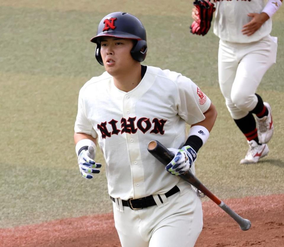 ２打数無安打だった日大・村上慶太