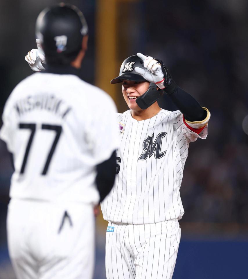 ３回、左前打を放った西川（撮影・石井剣太郎）