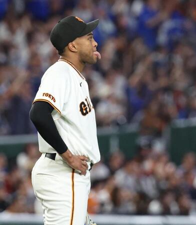 ９回、度会に勝ち越しソロを浴びたマルティネス
