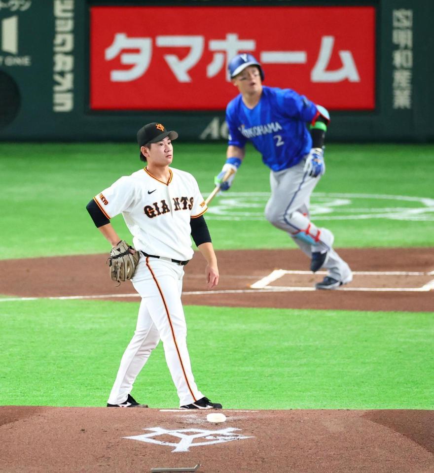 １回、牧に先制本塁打を許した井上（撮影・石井剣太郎）