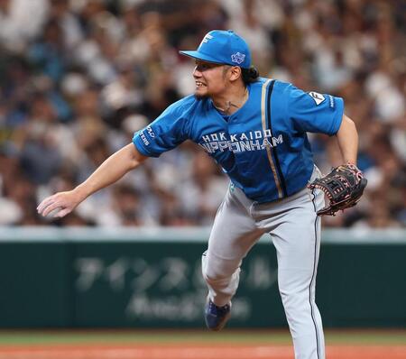 ５回、痛みに耐えながら力投する伊藤（撮影・中島達哉）