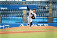 ノーノーを達成した亜大・川尻