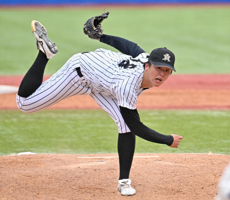 国学院大戦でノーヒットノーランを達成した亜大・川尻