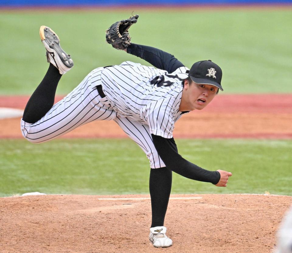 　国学院大戦でノーヒットノーランを達成した亜大・川尻