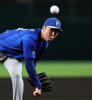 ８回、阪神打線を無失点に抑える浜地（撮影・田中太一）
