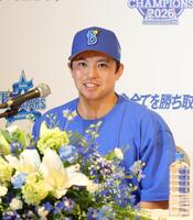 ＣＳを振り返り、会見する東（撮影・立川洋一郎）