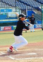 ロッテが“４人野球”で実戦練習。快音を連発した西川