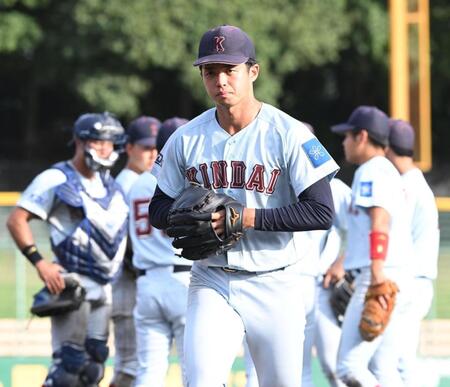 ９回、降板する近大・宮原廉（撮影・高部洋祐）