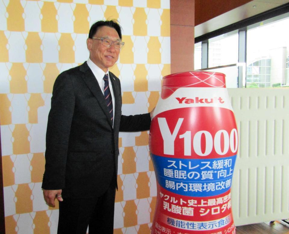 　都内のヤクルト本社を訪れ、成田オーナーにシーズン終了の報告を行った池山監督