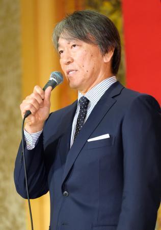 　プロ野球巨人の監督就任が決まり、記者会見する松井秀喜氏＝２３日午後、東京都内のホテル