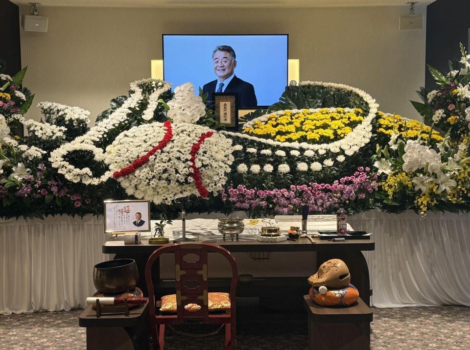 ２０２５年１２月に行われた高代さんの通夜の祭壇