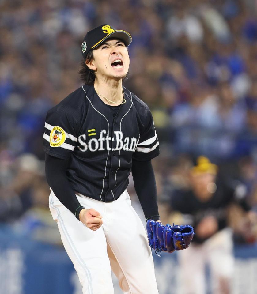 ７回、戸柱を三振に仕留め、雄たけびを上げる上沢（撮影・中島達哉）