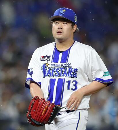 １０回に勝ち越しソロを浴びた伊勢（撮影・伊藤笙子）