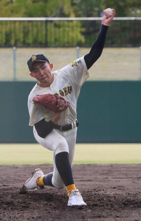 ４安打で完封した崇徳・西結多（撮影・市尻達拡）