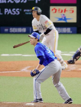 ４回、山本祐（奥）に同点の２点三塁打を許した平良
