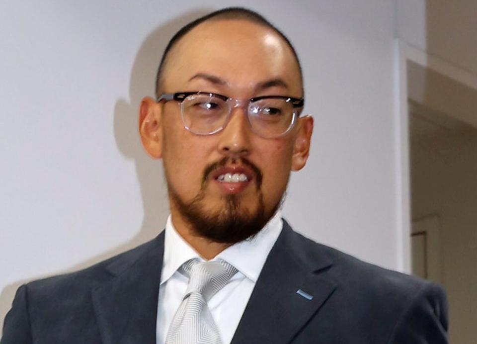 平野佳寿氏