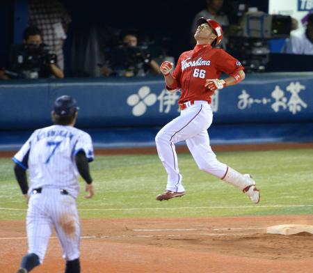 　８回、二塁ゴロに倒れ、天を仰ぐ木村