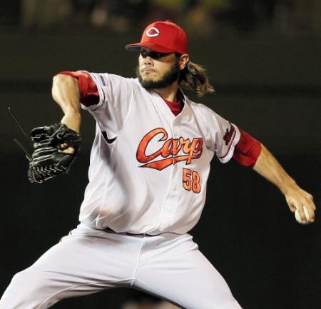 　来日初勝利を挙げた広島・フィリップス