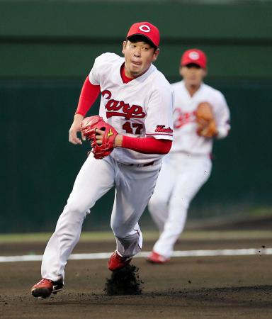 　５回を３失点と先発の役割を果たした小野（撮影・出月俊成）