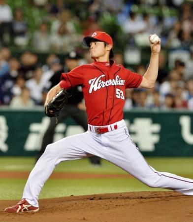 立ち上がりのピンチを切り抜け好投する広島・戸田隆矢＝西武ドーム（撮影・園田高夫）